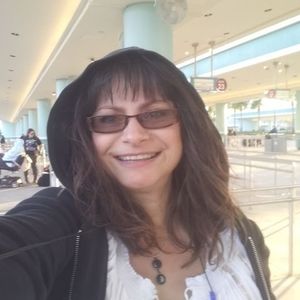 Meet your Posher, Maria